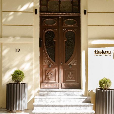 Taskou Luxury Suites Солун Екстериор снимка