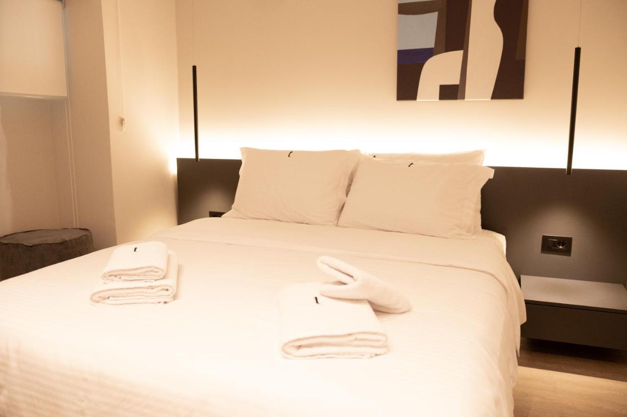 Taskou Luxury Suites Солун Екстериор снимка