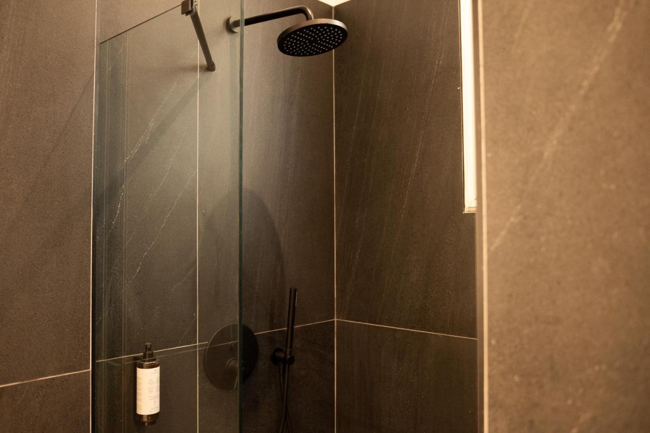 Taskou Luxury Suites Солун Екстериор снимка