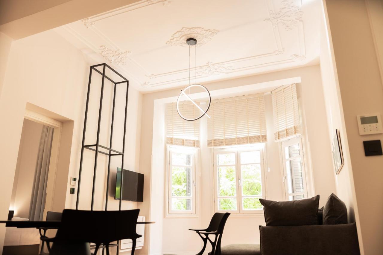 Taskou Luxury Suites Солун Екстериор снимка