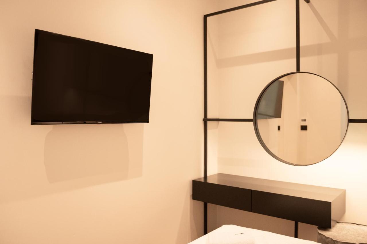 Taskou Luxury Suites Солун Екстериор снимка