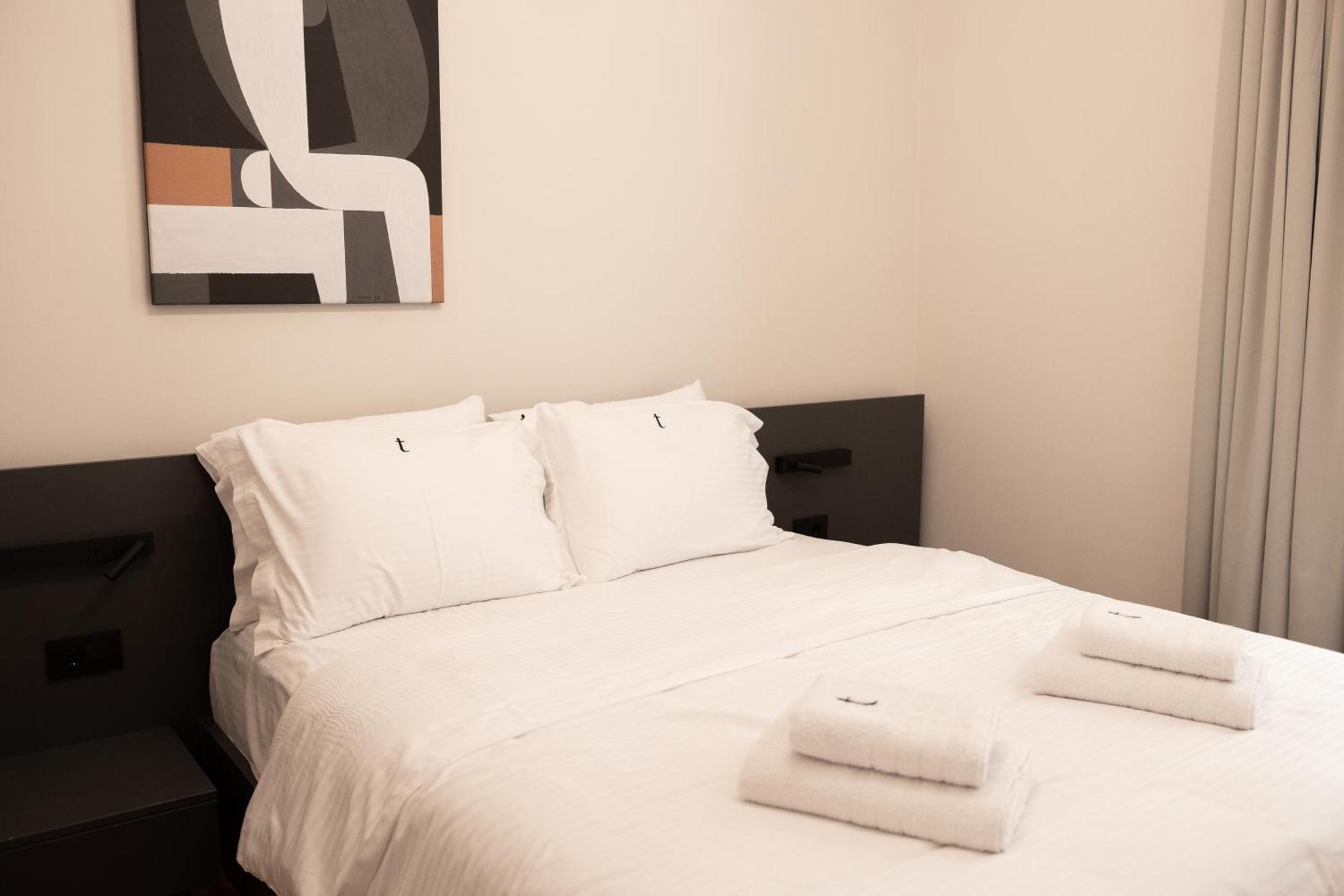 Taskou Luxury Suites Солун Екстериор снимка