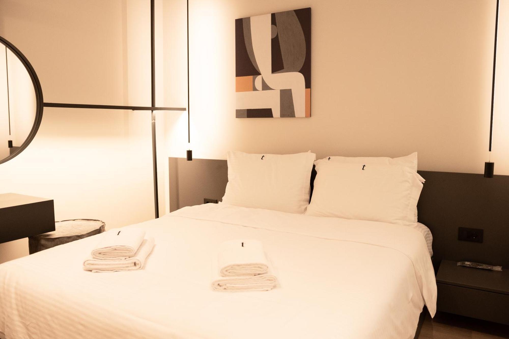 Taskou Luxury Suites Солун Екстериор снимка